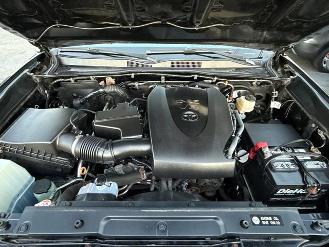 2018 Toyota Tacoma SR5 Double Cab 5' Bed V6 4x4 Automatic - 22945852 - 21