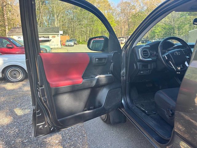 2018 Toyota Tacoma SR5 Double Cab 5' Bed V6 4x4 Automatic - 23016898 - 16