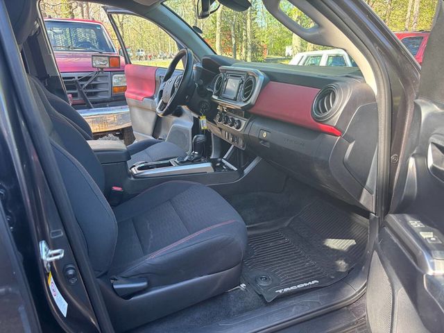 2018 Toyota Tacoma SR5 Double Cab 5' Bed V6 4x4 Automatic - 23016898 - 19