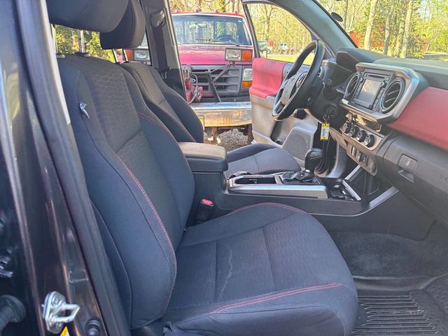 2018 Toyota Tacoma SR5 Double Cab 5' Bed V6 4x4 Automatic - 23016898 - 20