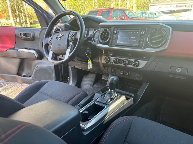 2018 Toyota Tacoma SR5 Double Cab 5' Bed V6 4x4 Automatic - 23016898 - 25