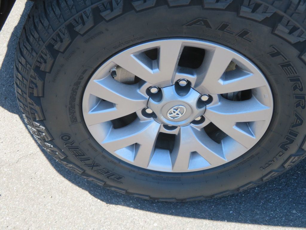 2018 Toyota Tacoma SR5 EXTRA CLEAN DOUBLECAB AZ TACOMA V6 - 22913596 - 16