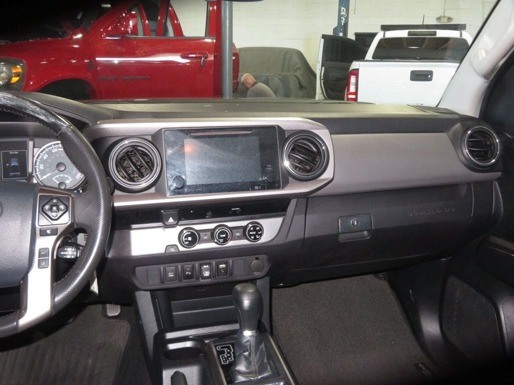2018 Toyota Tacoma SR5 EXTRA CLEAN DOUBLECAB AZ TACOMA V6 - 22913596 - 37