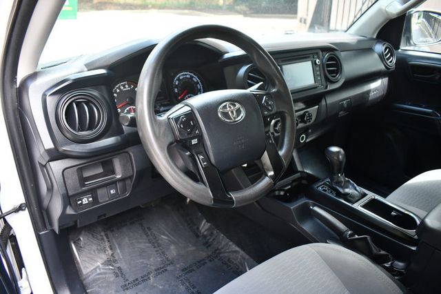 2018 Toyota Tacoma SR Double Cab 5' Bed V6 4x4 Automatic - 23022543 - 15