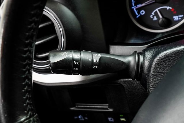 2018 Toyota Tacoma SR Double Cab 5' Bed V6 4x4 Automatic - 22982825 - 30