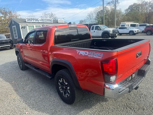 2018 Toyota Tacoma TRD Off-Road - 22645186 - 18