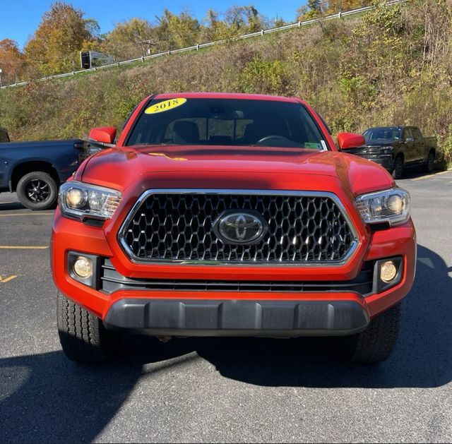 2018 Toyota Tacoma TRD Off-Road - 22645186 - 1