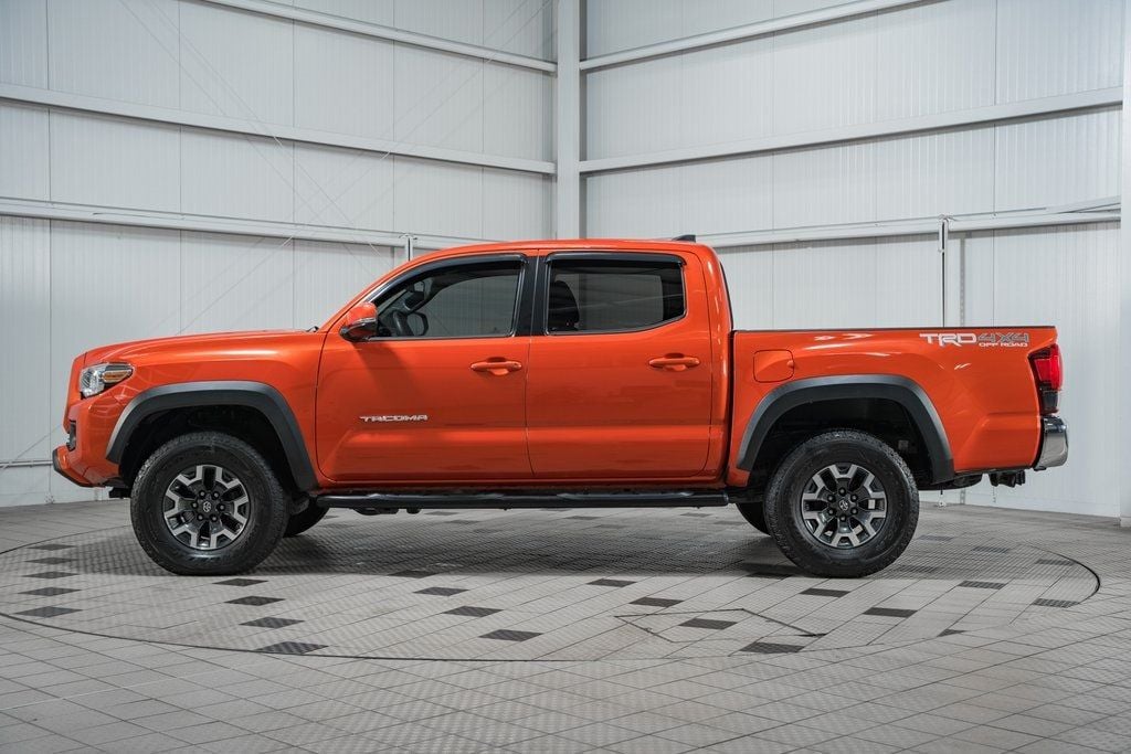 2018 Toyota Tacoma TRD Off-Road - 22645186 - 3