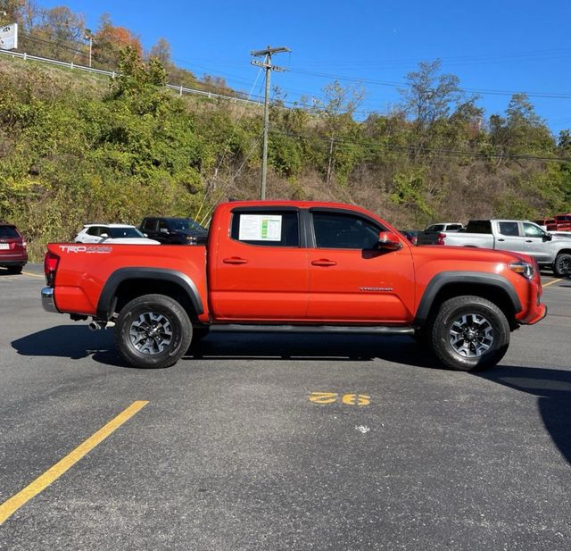 2018 Toyota Tacoma TRD Off-Road - 22645186 - 3