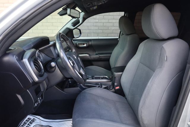 2018 Toyota Tacoma TRD Offroad - 23035528 - 13