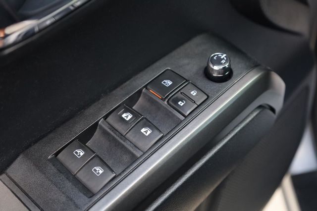 2018 Toyota Tacoma TRD Offroad - 23035528 - 32