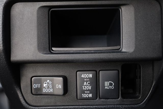 2018 Toyota Tacoma TRD Offroad - 23035528 - 34