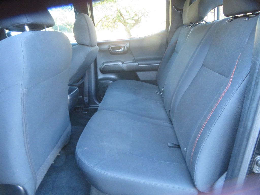 2018 Toyota Tacoma TRD OFFROAD 2OWNER LIFTED TACOMA EXTRA CLEAN DOUBLE CAB  - 22981286 - 22