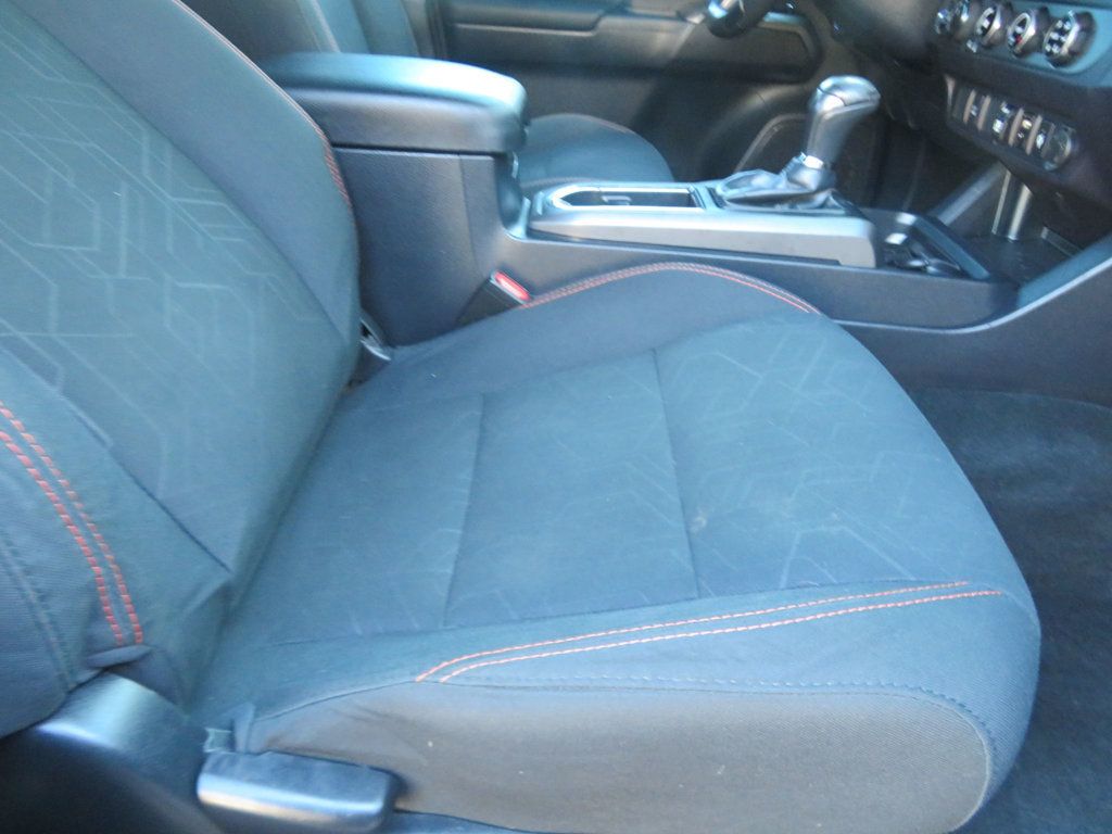 2018 Toyota Tacoma TRD OFFROAD 2OWNER LIFTED TACOMA EXTRA CLEAN DOUBLE CAB  - 22981286 - 33