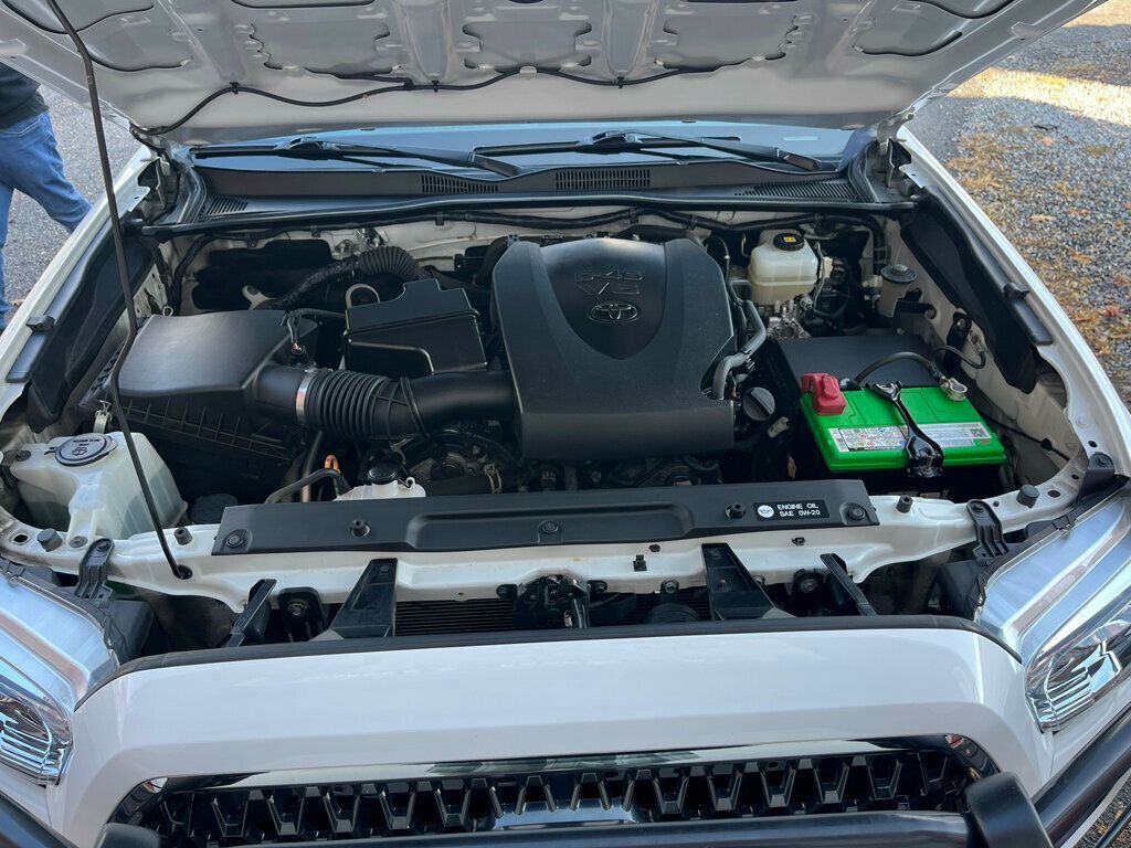 2018 Toyota Tacoma TRD OFF ROAD 6-Speed Manual 4x4 3 Pedals - 22942013 - 22