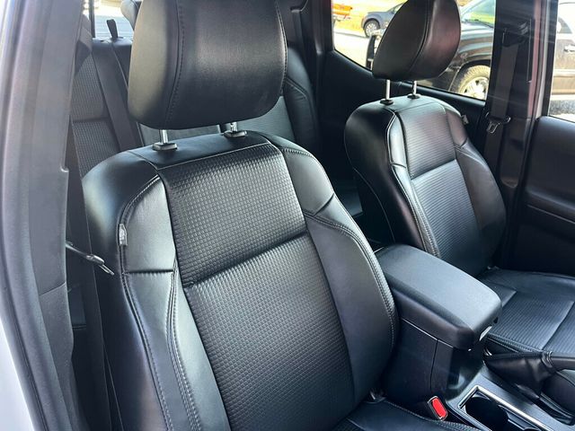 2018 Toyota Tacoma TRD OFF ROAD 6-Speed Manual 4x4 3 Pedals - 22942013 - 26