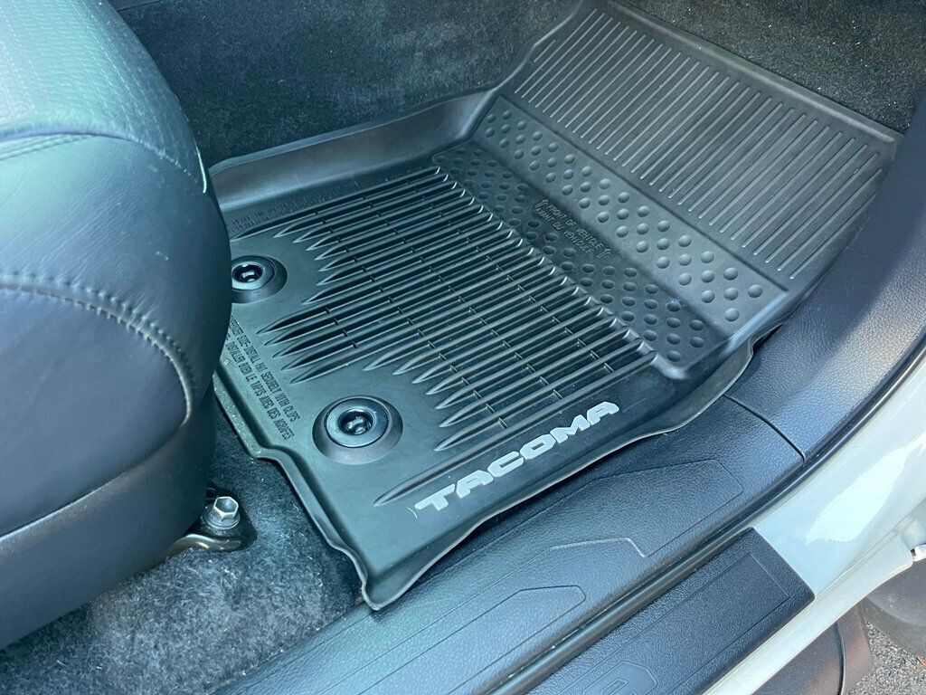 2018 Toyota Tacoma TRD OFF ROAD 6-Speed Manual 4x4 3 Pedals - 22942013 - 31