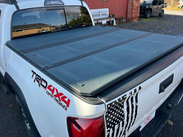 2018 Toyota Tacoma TRD OFF ROAD 6-Speed Manual 4x4 3 Pedals - 22942013 - 37