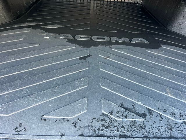 2018 Toyota Tacoma TRD OFF ROAD 6-Speed Manual 4x4 3 Pedals - 22942013 - 38