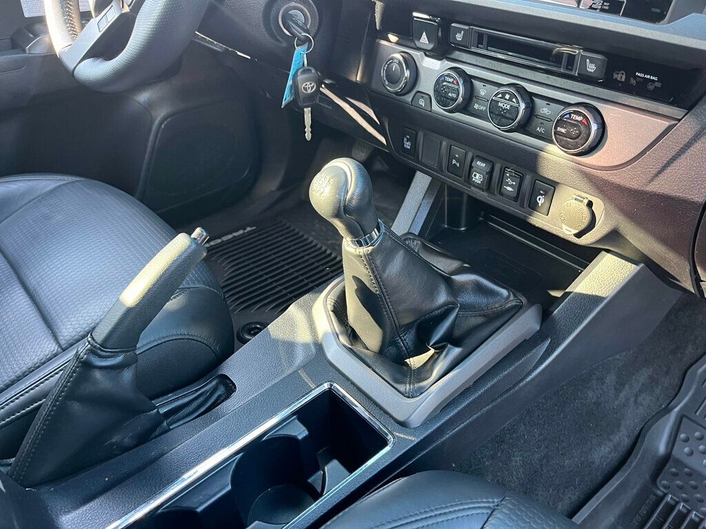 2018 Toyota Tacoma TRD OFF ROAD 6-Speed Manual 4x4 3 Pedals - 22942013 - 55