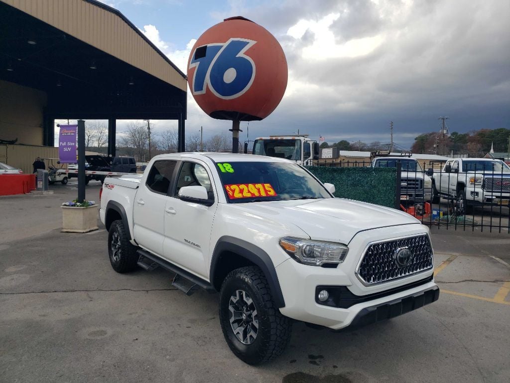 2018 Toyota Tacoma TRD Off Road photo 1