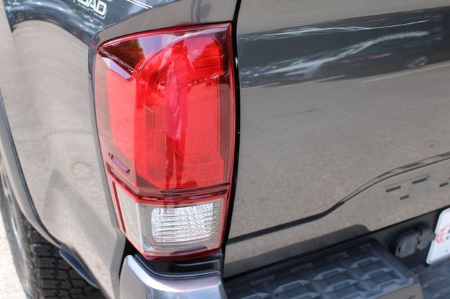 2018 Toyota Tacoma TRD Off Road Double Cab 5' Bed V6 4x4 Automatic - 23038920 - 11