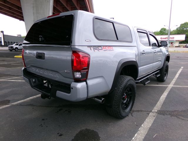 2018 Toyota Tacoma TRD Off Road Double Cab 5' Bed V6 4x4 MT - 23015804 - 5