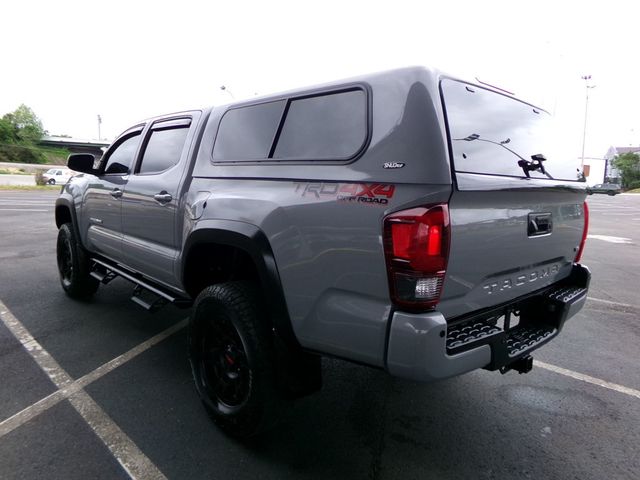 2018 Toyota Tacoma TRD Off Road Double Cab 5' Bed V6 4x4 MT - 23015804 - 7