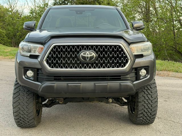 2018 Toyota Tacoma TRD Off Road Package, 6" Lift Kit, Fuel Wheels, Technology Pack - 23000734 - 11