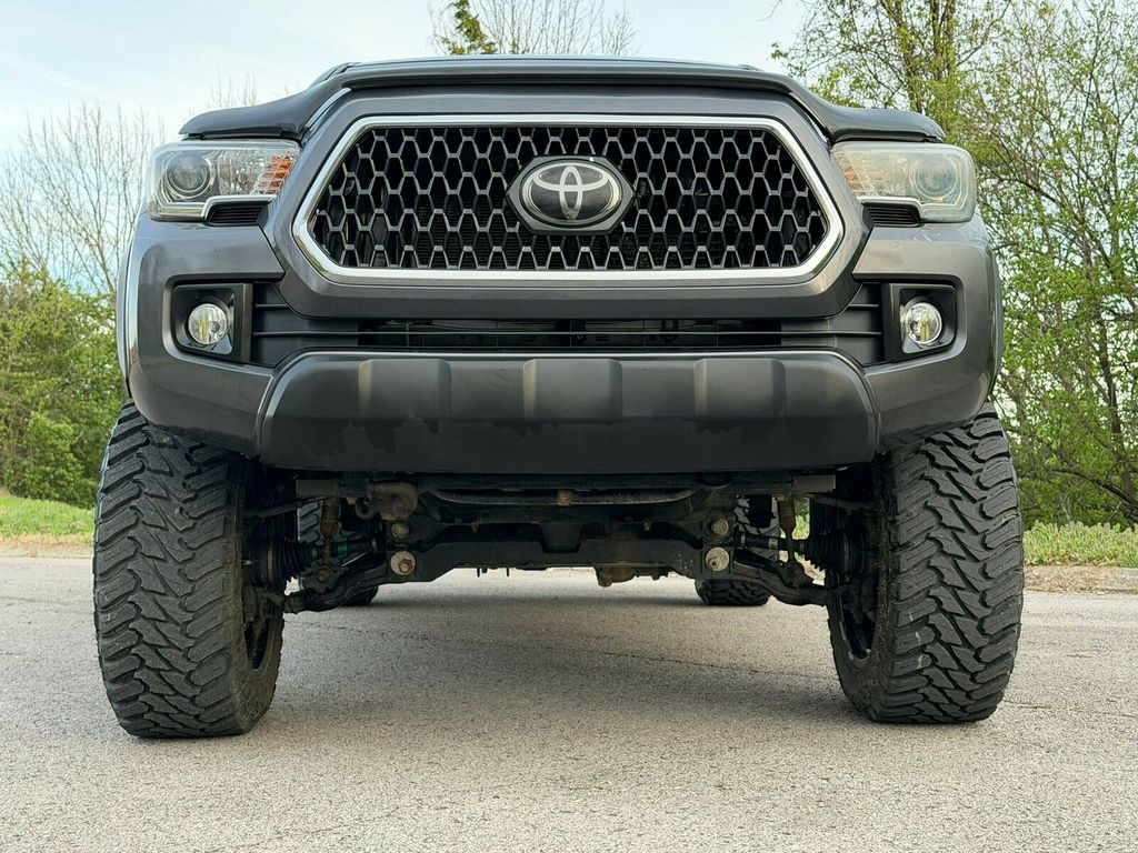 2018 Toyota Tacoma TRD Off Road Package, 6" Lift Kit, Fuel Wheels, Technology Pack - 23000734 - 13