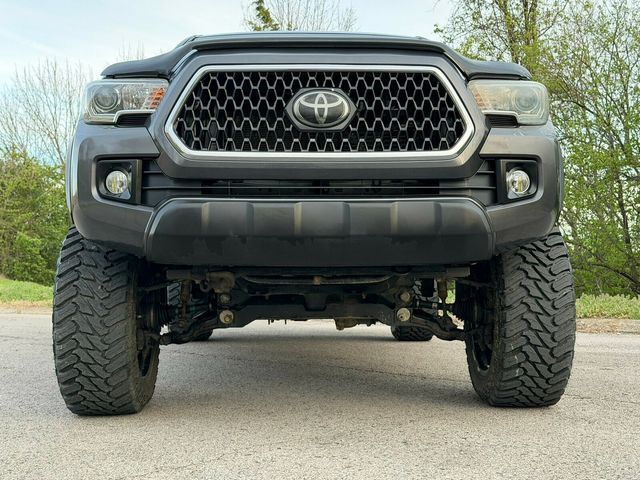2018 Toyota Tacoma TRD Off Road Package, 6" Lift Kit, Fuel Wheels, Technology Pack - 23000734 - 13