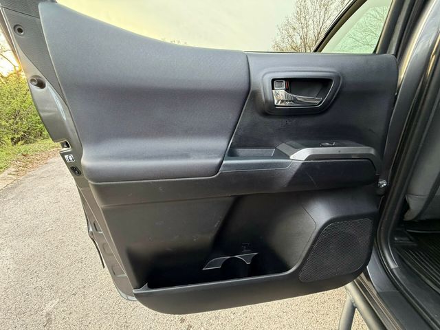 2018 Toyota Tacoma TRD Off Road Package, 6" Lift Kit, Fuel Wheels, Technology Pack - 23000734 - 18