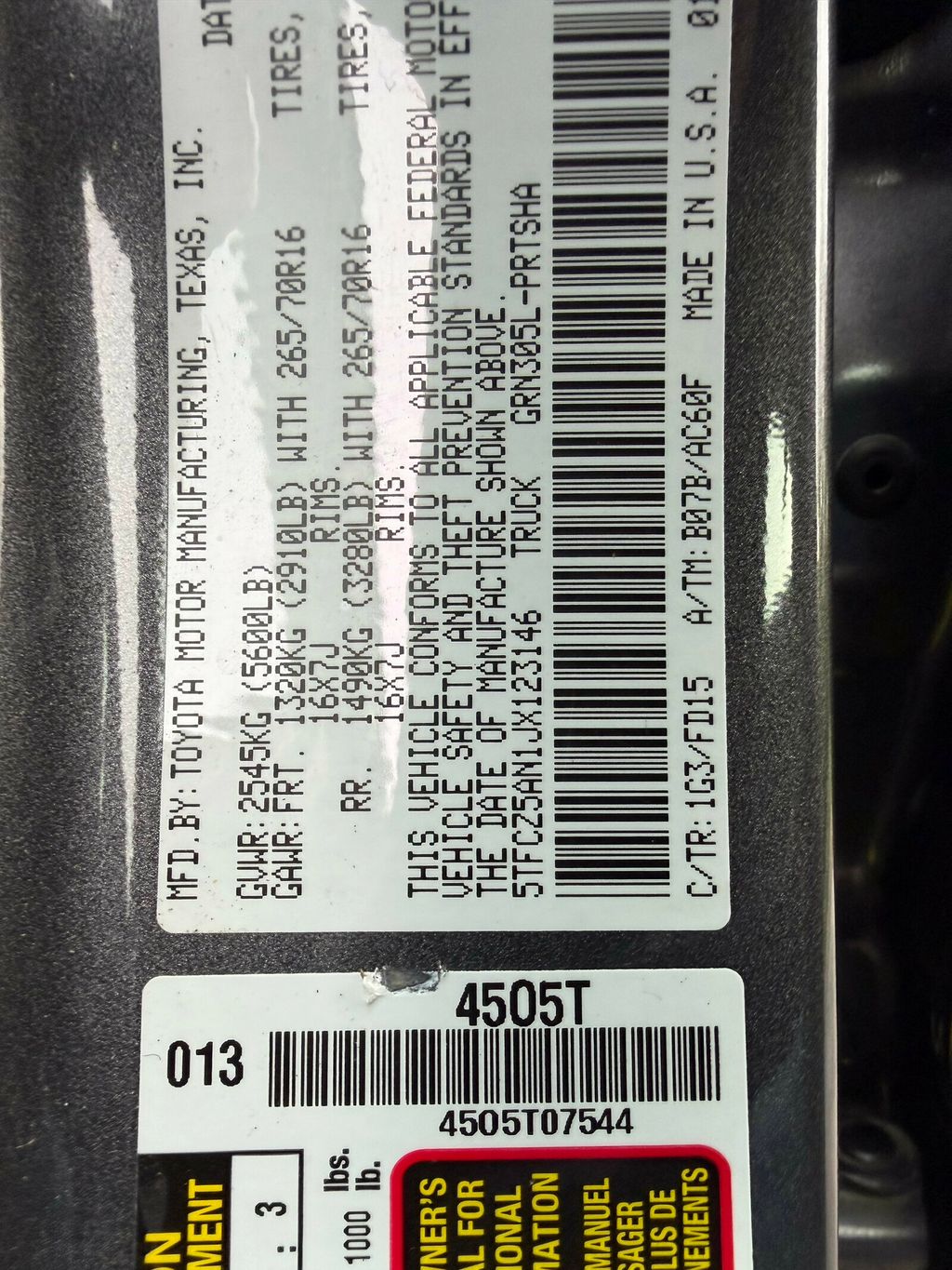 2018 Toyota Tacoma TRD Off Road Package, 6" Lift Kit, Fuel Wheels, Technology Pack - 23000734 - 29