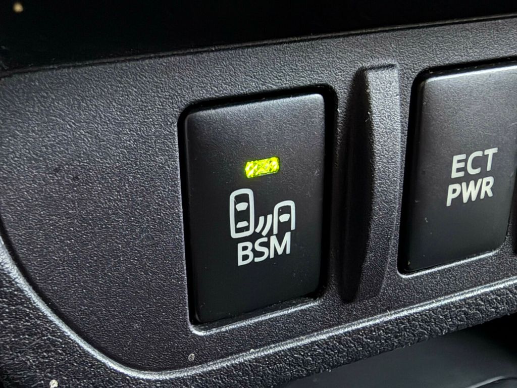 2018 Toyota Tacoma TRD Off Road Package, 6" Lift Kit, Fuel Wheels, Technology Pack - 23000734 - 34