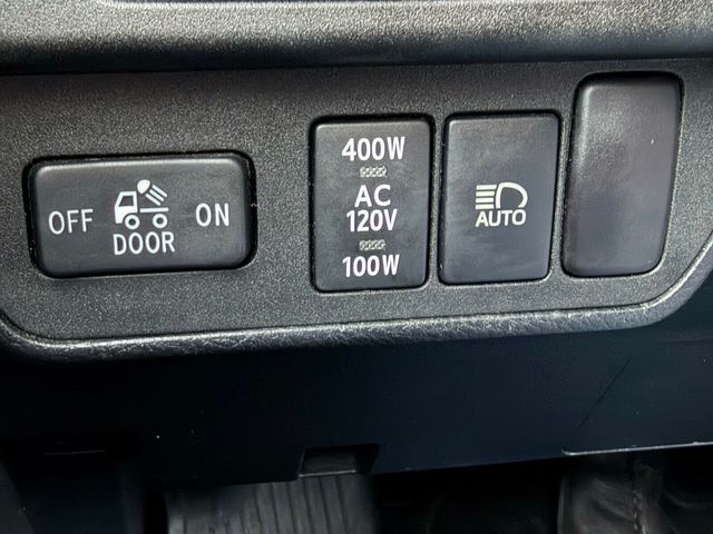 2018 Toyota Tacoma TRD Off Road Package, 6" Lift Kit, Fuel Wheels, Technology Pack - 23000734 - 36