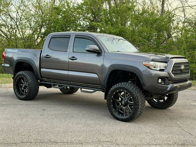 2018 Toyota Tacoma TRD Off Road Package, 6" Lift Kit, Fuel Wheels, Technology Pack - 23000734 - 8