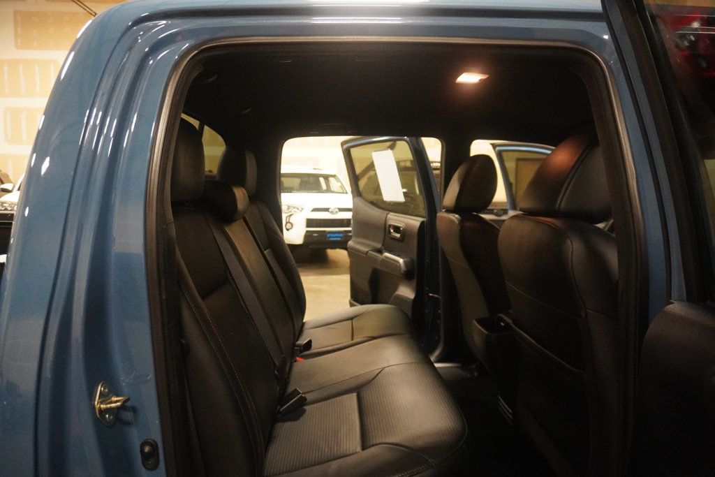 2018 Toyota Tacoma TRD Pro Double Cab V6 4x4 photo 11