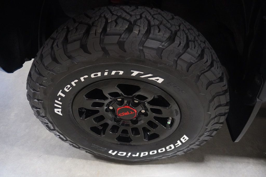 2018 Toyota Tacoma TRD Pro Double Cab V6 4x4 photo 15