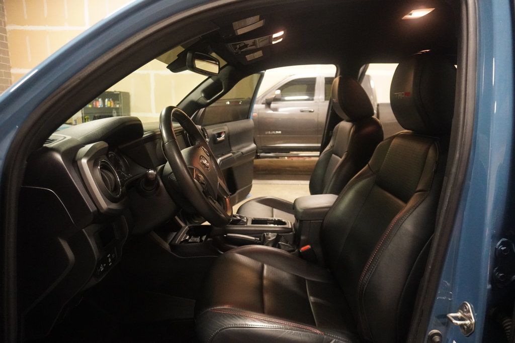 2018 Toyota Tacoma TRD Pro Double Cab V6 4x4 photo 5