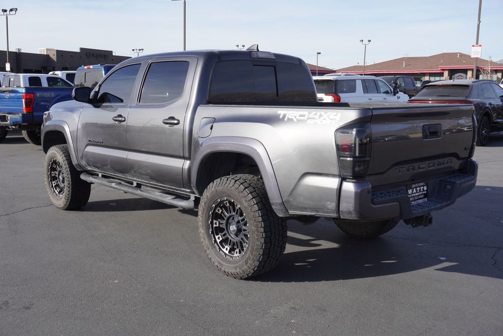 2018 Toyota Tacoma TRD SPORT - 22944696 - 2
