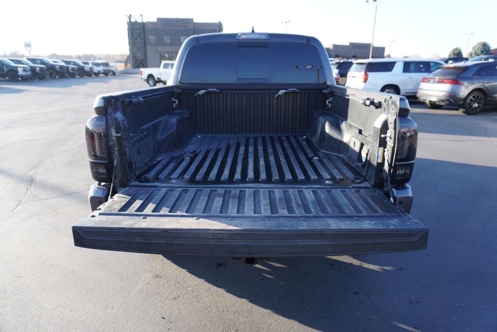 2018 Toyota Tacoma TRD SPORT - 22950515 - 10