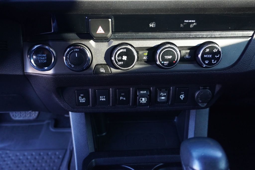 2018 Toyota Tacoma TRD SPORT - 22950515 - 36