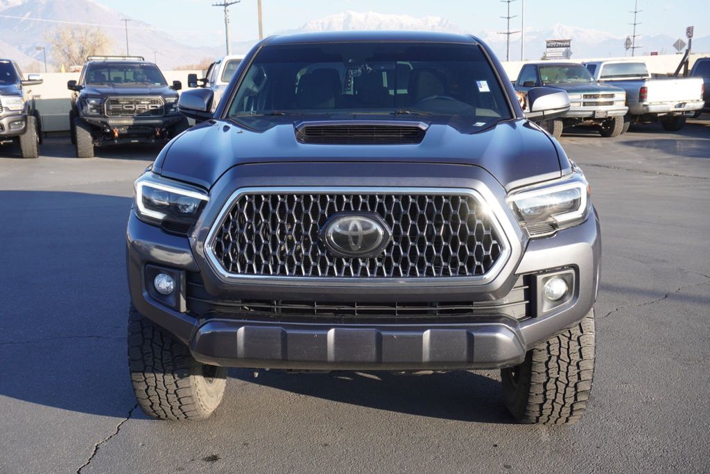 2018 Toyota Tacoma TRD SPORT - 22950515 - 3