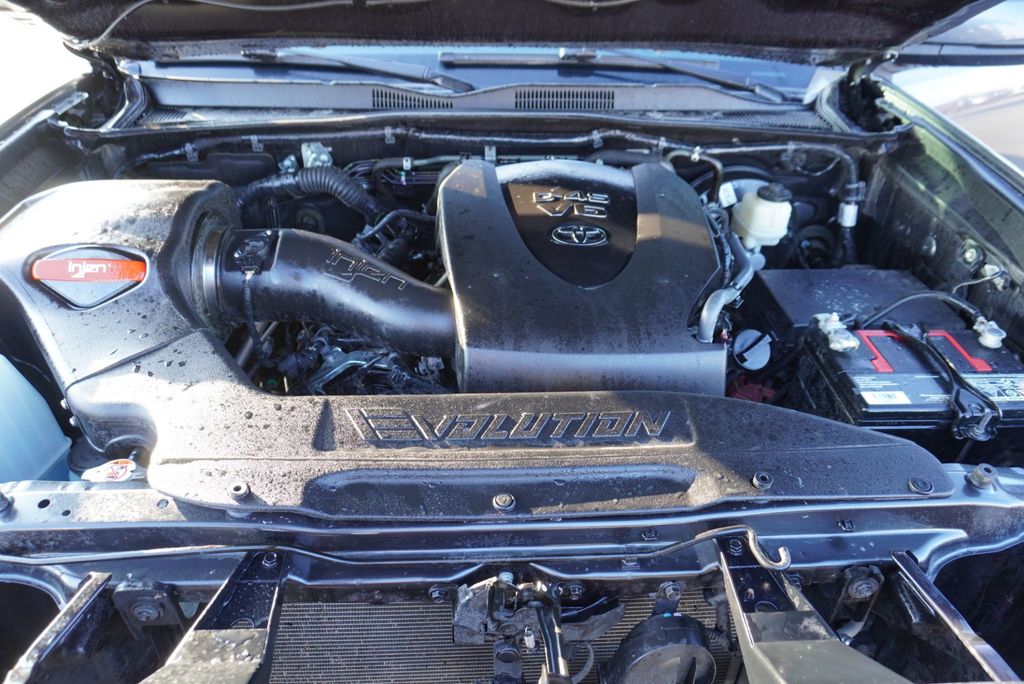 2018 Toyota Tacoma TRD SPORT - 22950515 - 40