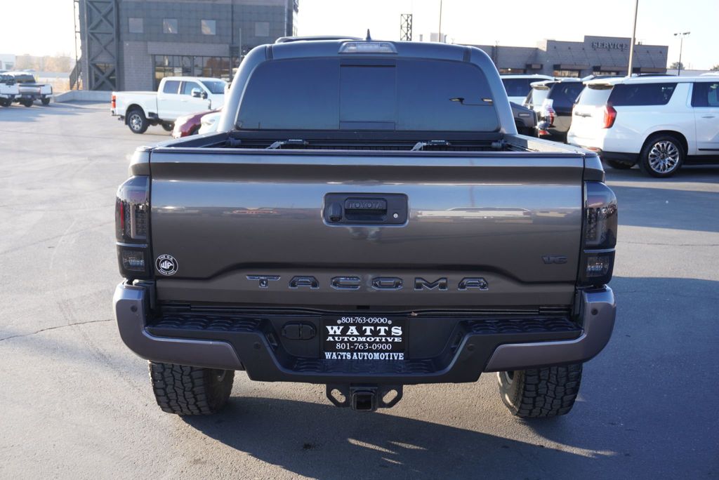 2018 Toyota Tacoma TRD SPORT - 22950515 - 8