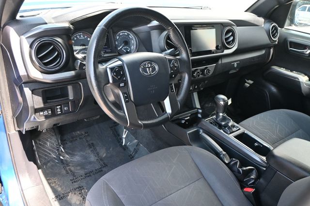 2018 Toyota Tacoma TRD Sport Double Cab - 23059836 - 9