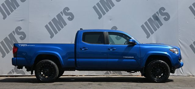 2018 Toyota Tacoma TRD Sport Double Cab - 23059836 - 3
