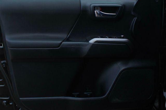 2018 Toyota Tacoma TRD SPORT DOUBLE CAB  - 22877854 - 19