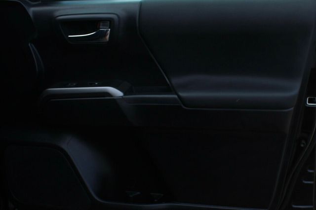 2018 Toyota Tacoma TRD SPORT DOUBLE CAB  - 22877854 - 5