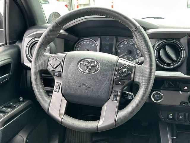 2018 Toyota Tacoma TRD Sport Double Cab 5' Bed V6 4x2 Automatic - 22950225 - 16